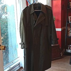 Mens Olive Green Heavy duty London Fog Raincoat